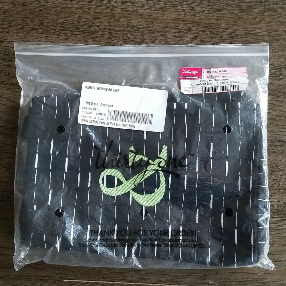 NIP Thirty-one twice as nice tote - Picture 7 of 7
